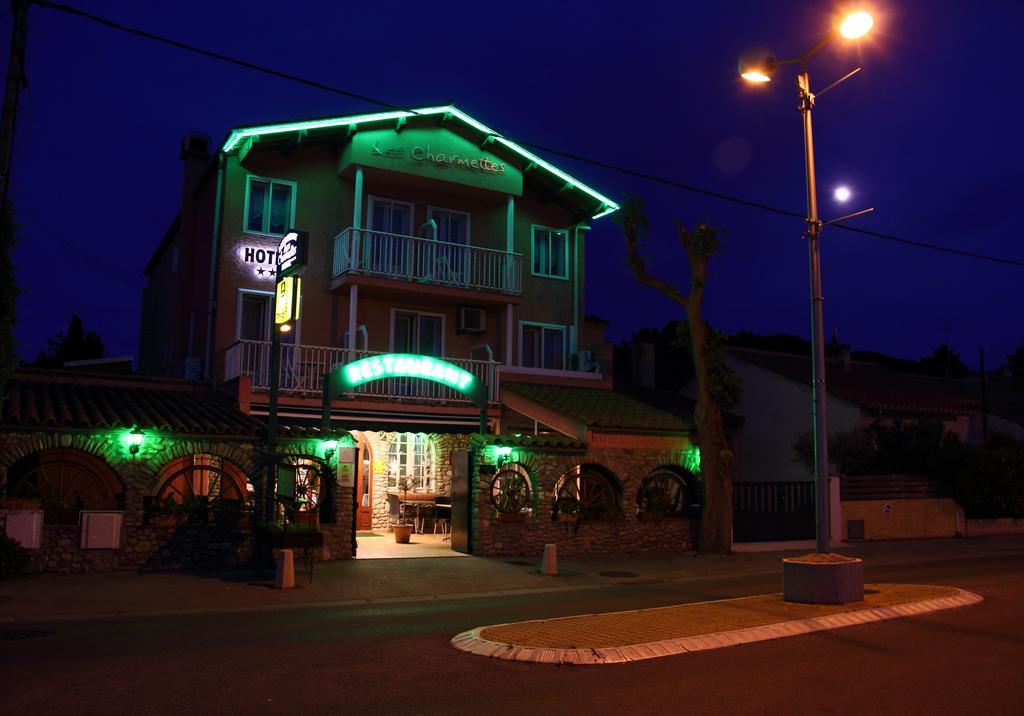 ארגלס-סור-מר Logis Hotel Restaurant Les Charmettes מראה חיצוני תמונה