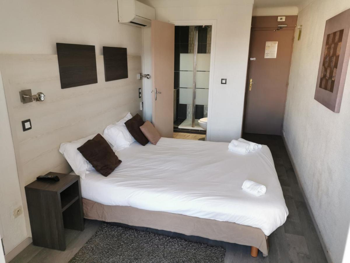 ארגלס-סור-מר Logis Hotel Restaurant Les Charmettes מראה חיצוני תמונה